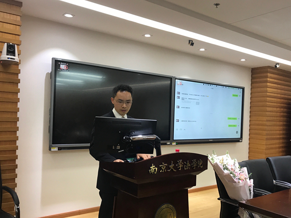 近景照片.jpg 近景照片.jpg